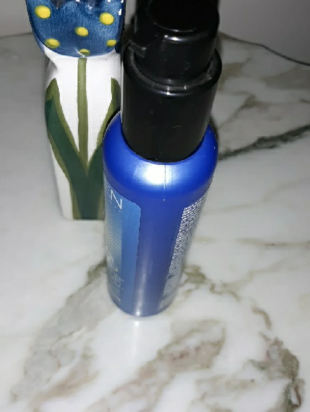 REDKEN 